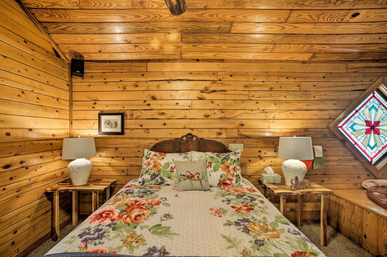 Eureka Springs Studio With Deck, Views And Bbq! エクステリア 写真